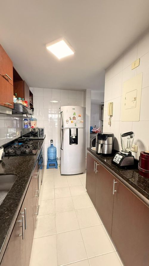 Apartamento en venta en Ciudad Jardin, Cali · foto 3 de 11