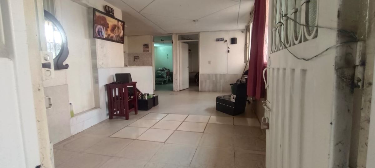 Casa en venta en Engativá, Bogotá · foto 3 de 19