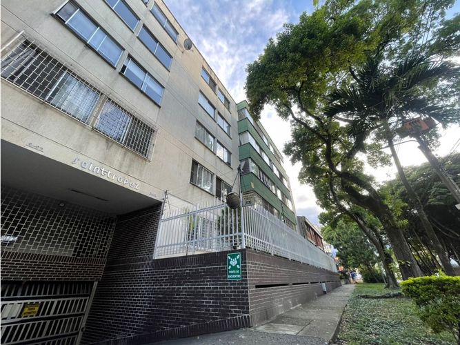 Apartamento de 3 alcobas en venta en Camino Real - Los Fundadores, Cali, 128 m² · foto 2 de 15