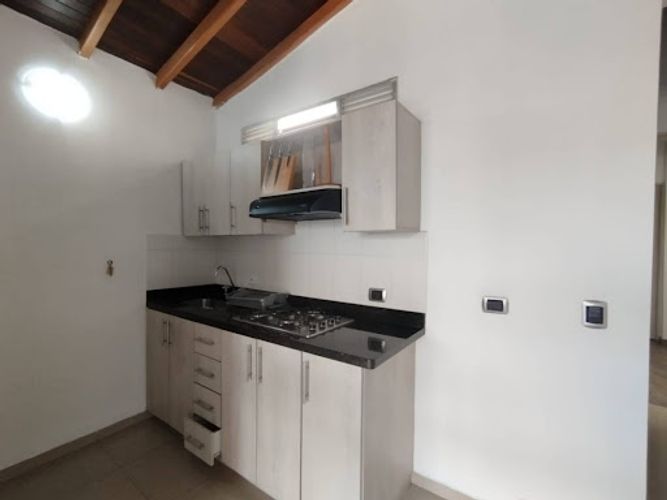 Apartamento de 1 alcoba en arriendo en Virgen Del Carmen, Sabaneta, 65 m² · foto 11 de 15