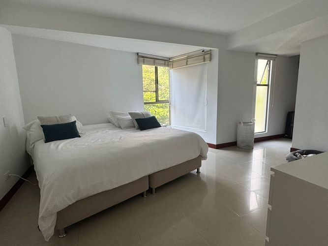 Apartamento de 3 alcobas en venta en Aguacatal, Cali, 147 m² · foto 10 de 12