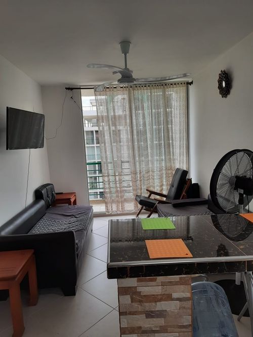 Apartamento de 3 alcobas en venta en Aqualina, Girardot, 67 m² · foto 4 de 8