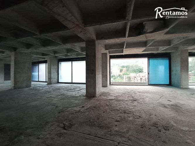 Oficina en arriendo en Los Balsos, Medellín, 305 m² · foto 12 de 16