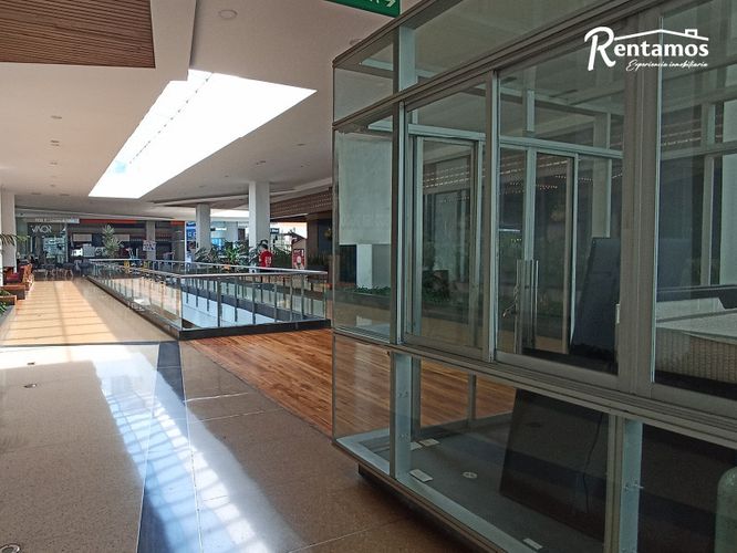 Local en arriendo en San Diego, Medellín, 8 m² · foto 5 de 12