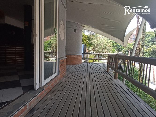 Local en arriendo en El Chocho, Envigado, 200 m² · foto 2 de 24