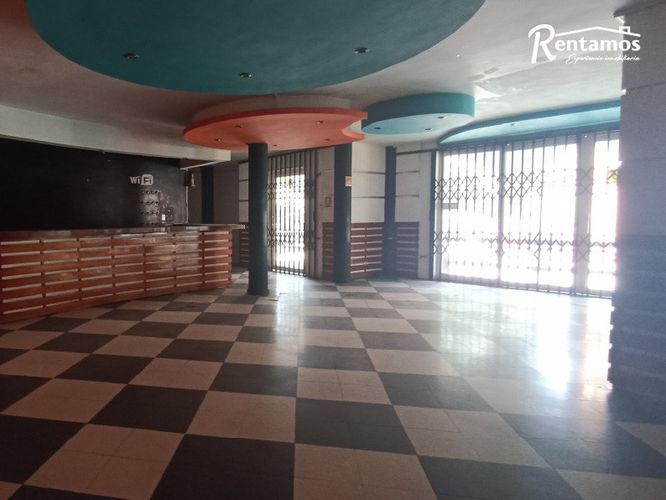 Local en arriendo en El Chocho, Envigado, 200 m² · foto 10 de 24