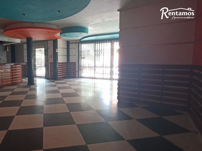 Local en arriendo en El Chocho, Envigado, 200 m² · foto 12 de 24