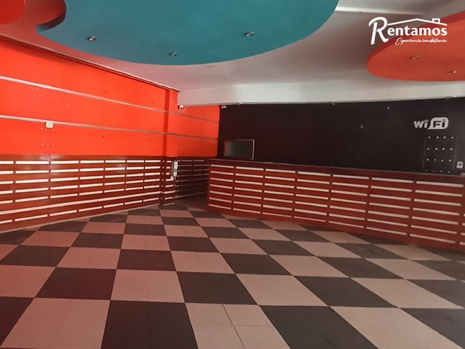 Local en arriendo en El Chocho, Envigado, 200 m² · foto 20 de 24