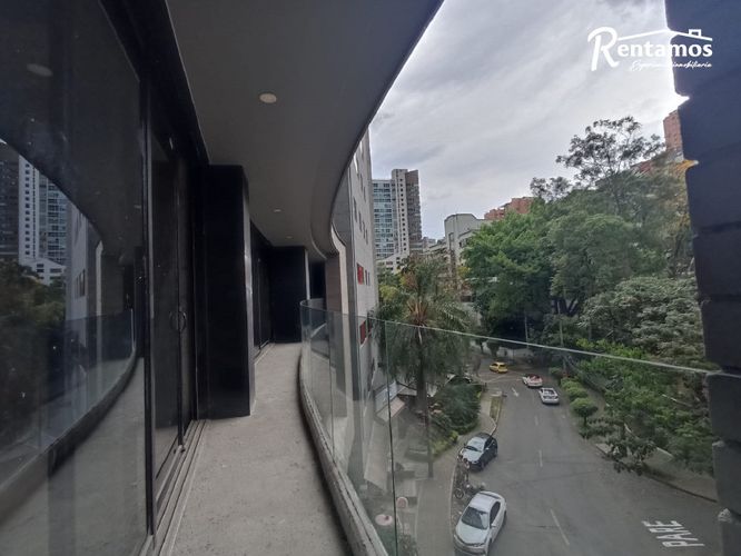 Oficina en arriendo en Los Balsos, Medellín, 670 m² · foto 16 de 17