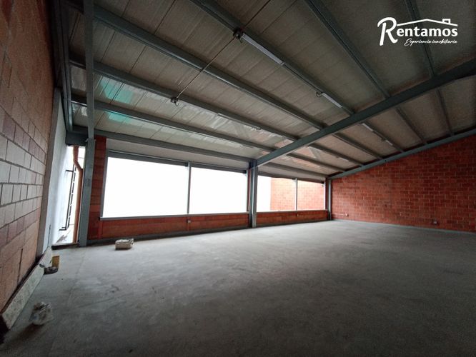 Local en arriendo en Simon Bolivar, Medellín, 290 m² · foto 11 de 18
