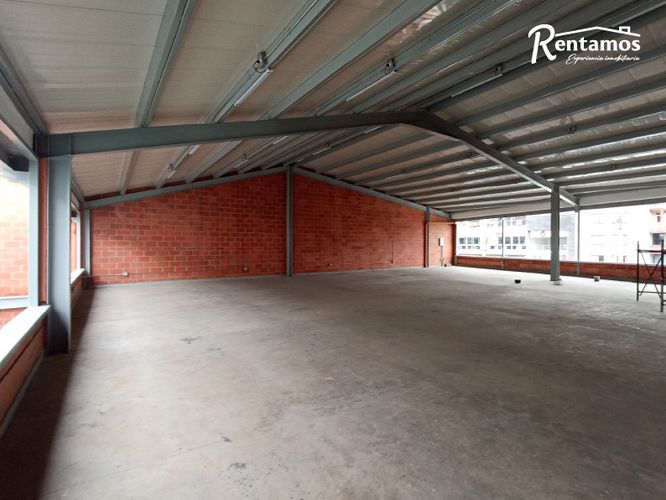 Local en arriendo en Simon Bolivar, Medellín, 290 m² · foto 13 de 18