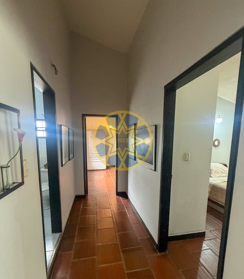 Casa de 5 alcobas en venta en Cabecera Del Llano, Bucaramanga, 431 m² · foto 11 de 19