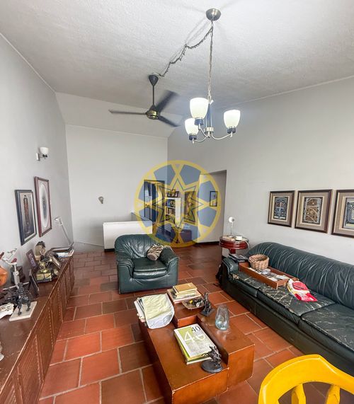 Casa de 5 alcobas en venta en Cabecera Del Llano, Bucaramanga, 431 m² · foto 9 de 19
