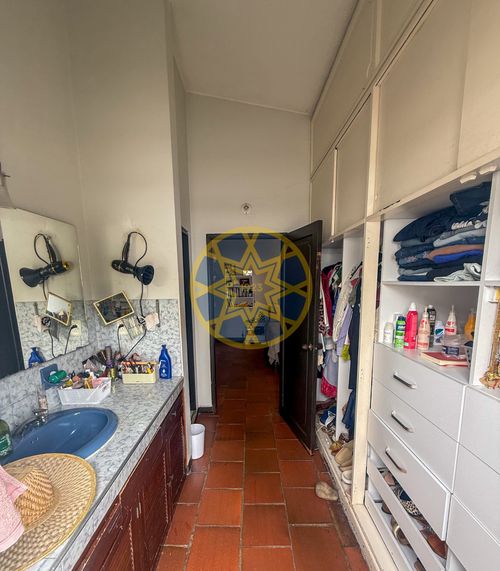 Casa de 5 alcobas en venta en Cabecera Del Llano, Bucaramanga, 431 m² · foto 15 de 19