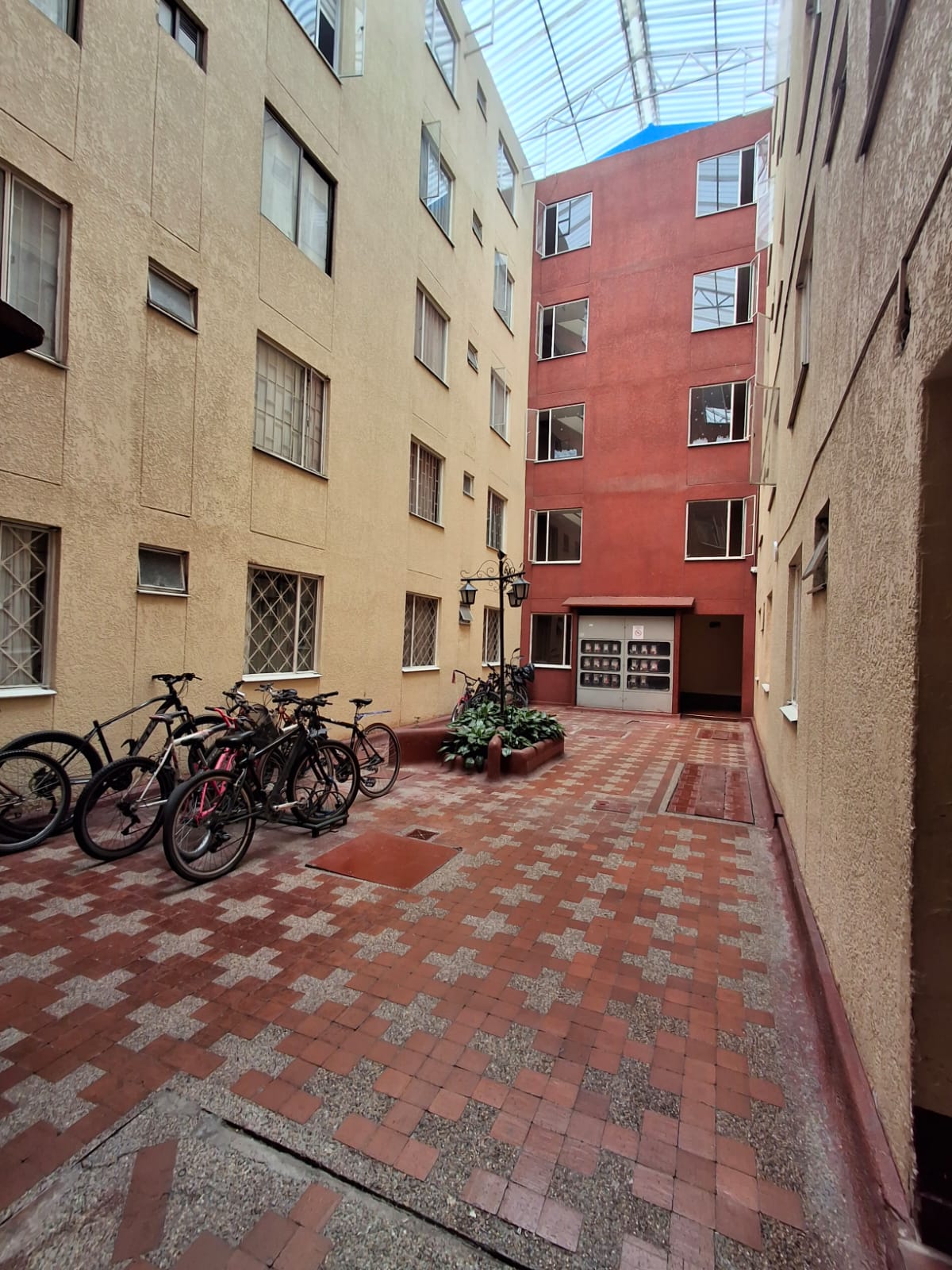 Apartamento en venta en Engativá, Bogotá · foto 3 de 13