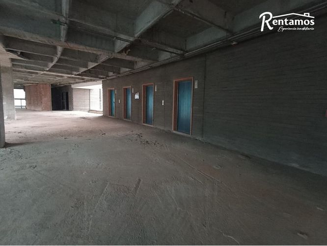 Oficina en arriendo en Los Balsos, Medellín, 365 m² · foto 2 de 16