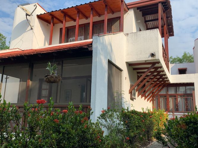 Casa de 3 alcobas en venta en Ricaurte, 158 m² · foto 2 de 21