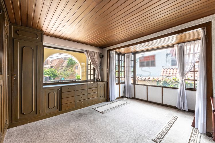 Casa de 4 alcobas en venta en Niza, Bogotá, 415 m² · foto 14 de 23