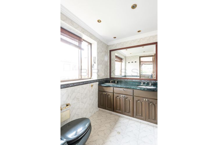 Casa de 4 alcobas en venta en Niza, Bogotá, 415 m² · foto 15 de 23