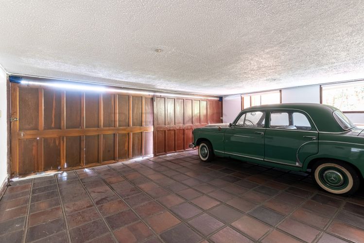Casa de 4 alcobas en venta en Niza, Bogotá, 415 m² · foto 19 de 23