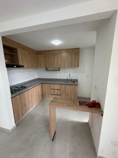 Apartamento en venta en Zona Industrial La Rosa, Dosquebradas · foto 5 de 24