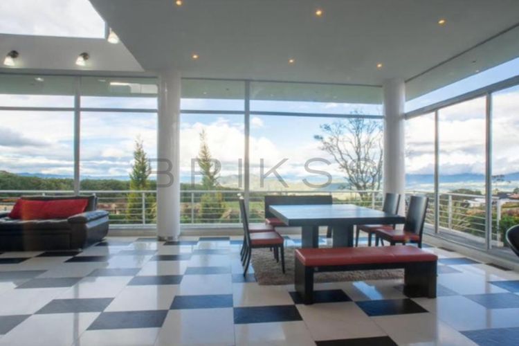 Casa de 4 alcobas en venta en Aposentos Parte Alta, Sopó, 600 m² · foto 3 de 24