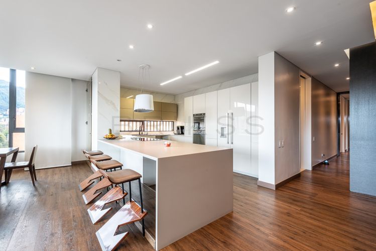 Apartamento de 3 alcobas en venta en Barrios Unidos, Bogotá, 350 m² · foto 6 de 24