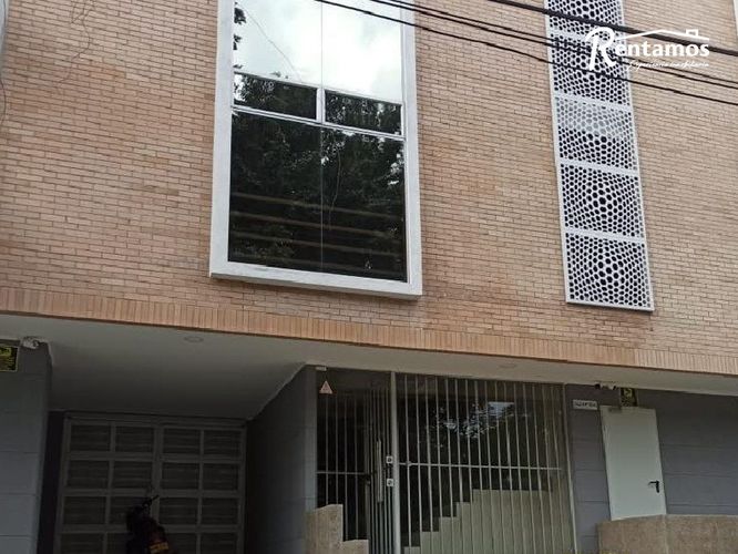 Oficina en arriendo en Conquistadores, Medellín, 1320 m² · foto 4 de 11