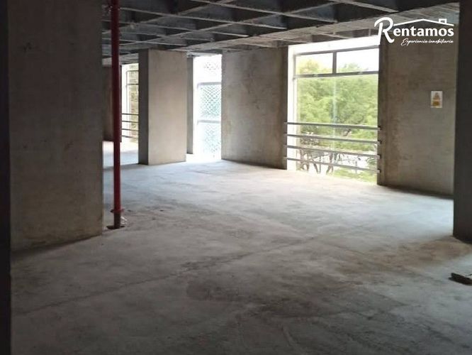 Oficina en arriendo en Conquistadores, Medellín, 1320 m² · foto 7 de 11