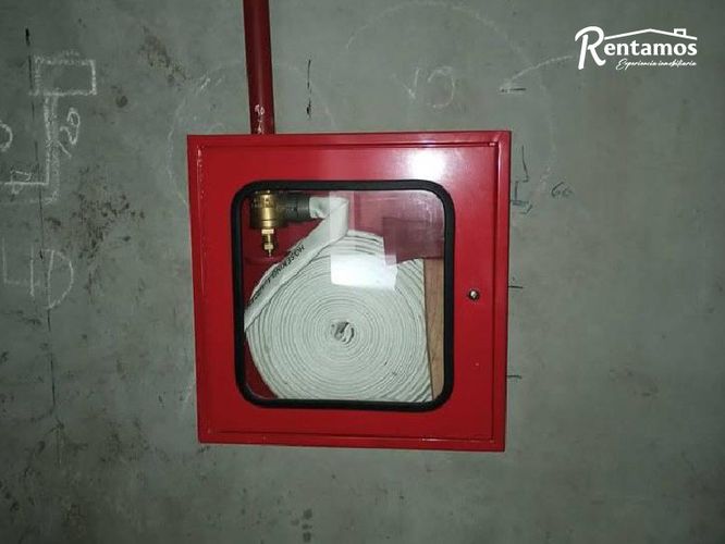 Oficina en arriendo en Conquistadores, Medellín, 1320 m² · foto 10 de 11