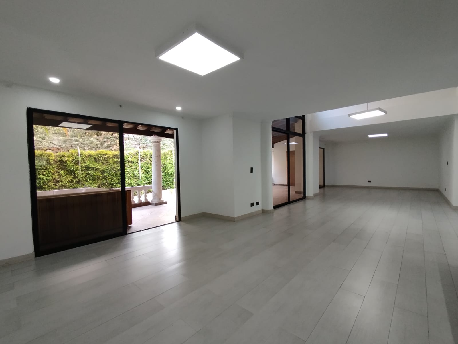 Casa en arriendo en El Poblado, Medellín · foto 4 de 20