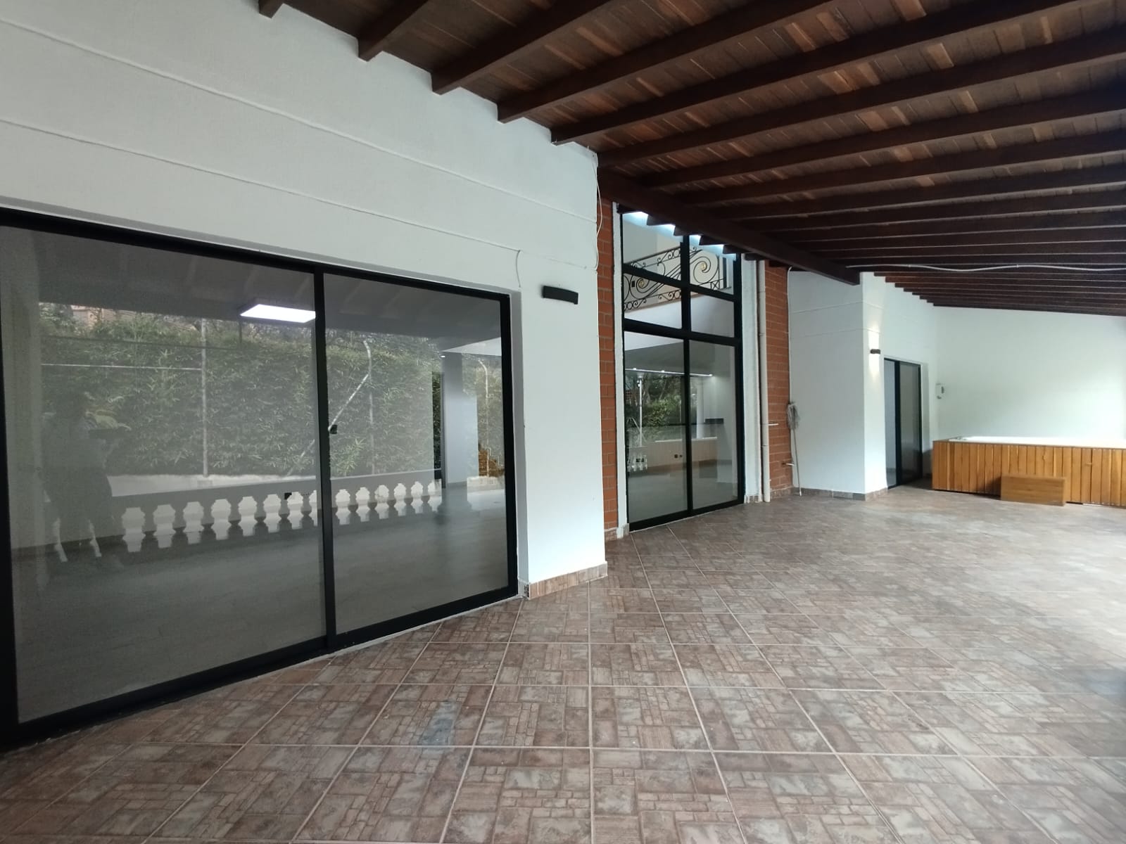 Casa en arriendo en El Poblado, Medellín · foto 7 de 20