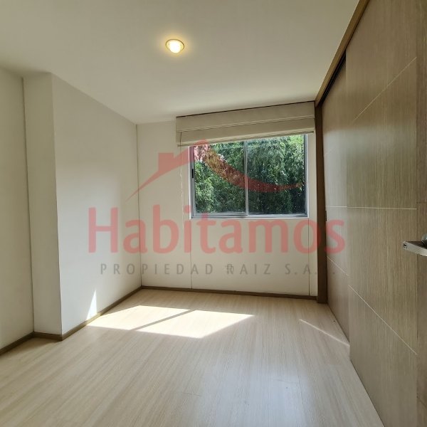 Apartamento en venta en Loma Del Esmeraldal, Envigado · foto 13 de 20