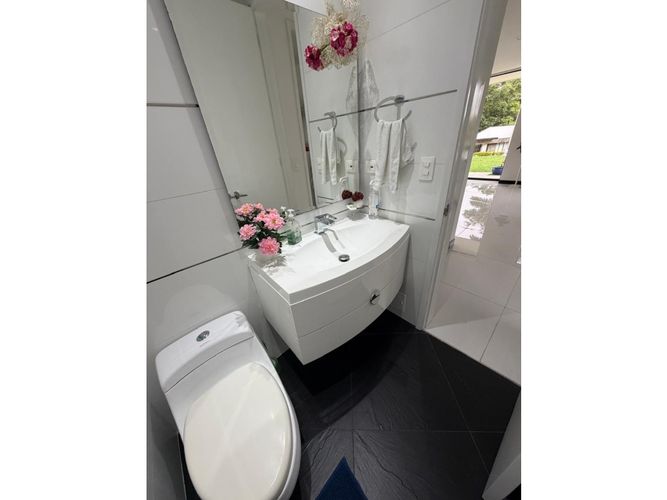 Casa de 4 alcobas en venta en Norte De Armenia, Armenia, 256 m² · foto 17 de 17