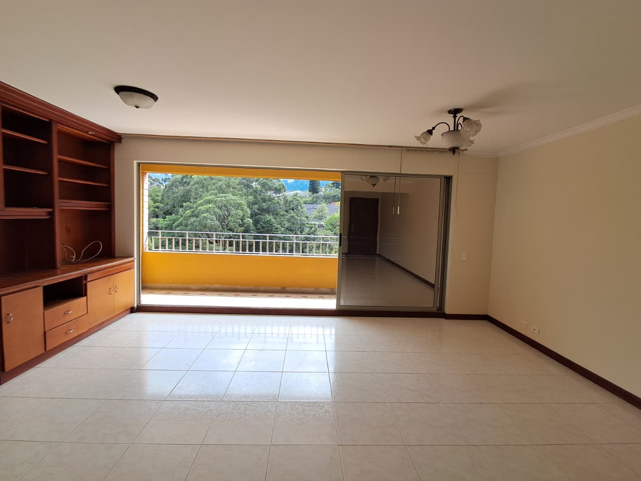 Apartamento en arriendo en La Castellana, Medellín · foto 5 de 20