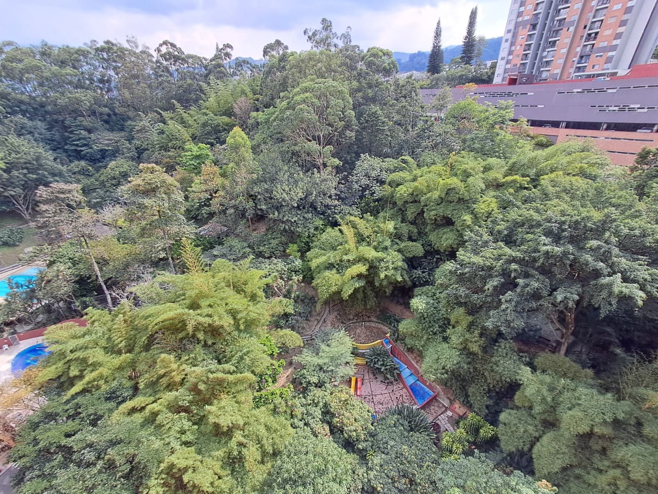 Apartamento en arriendo en La Castellana, Medellín · foto 15 de 20