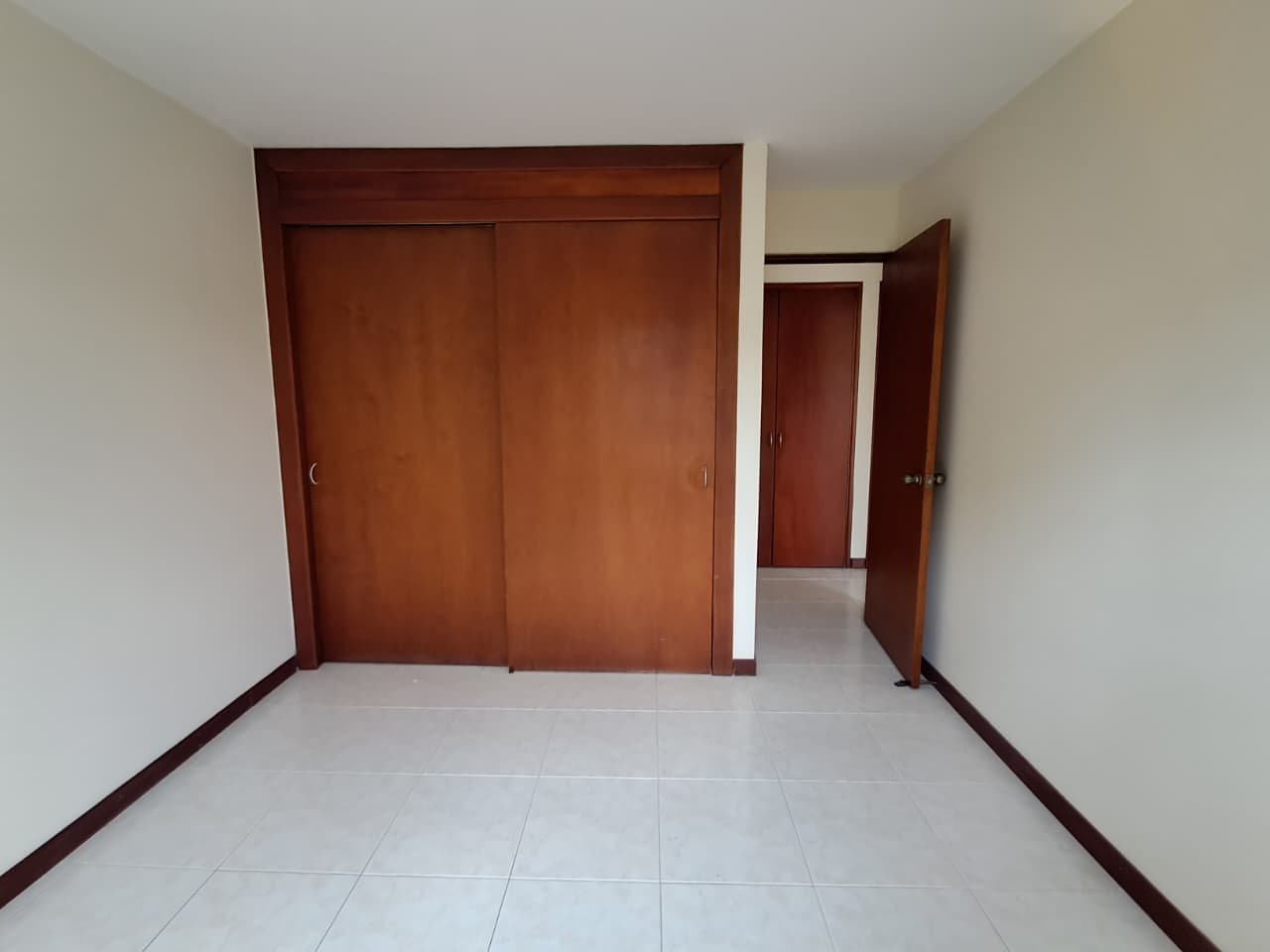 Apartamento en arriendo en La Castellana, Medellín · foto 19 de 20