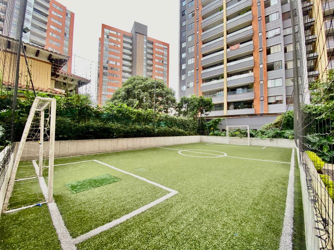 Apartamento de 3 alcobas en arriendo en Loma Del Esmeraldal, Envigado, 97 m² · foto 24 de 24