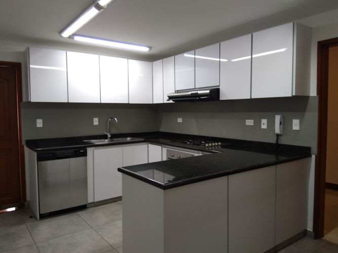 Apartamento de 4 alcobas en venta en La Cabrera, Bogotá, 212 m² · foto 7 de 24