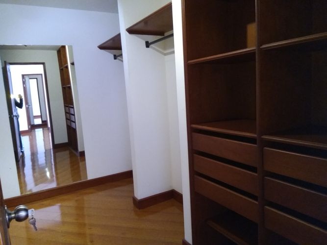 Apartamento de 4 alcobas en venta en La Cabrera, Bogotá, 212 m² · foto 14 de 24