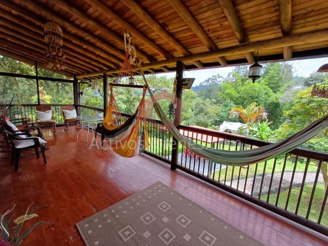 Casa de 4 alcobas en venta en La Pastorcita, Guarne, 260 m² · foto 5 de 24