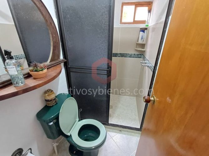 Casa de 4 alcobas en venta en La Pastorcita, Guarne, 260 m² · foto 10 de 24