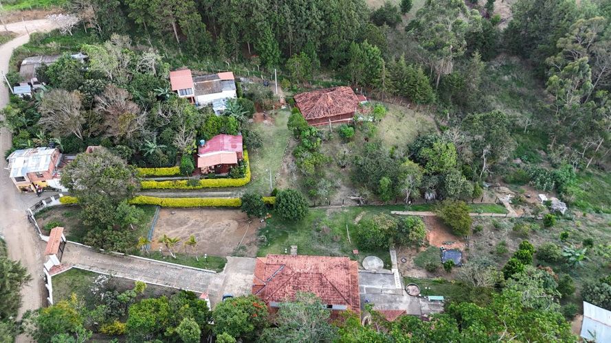 Casa de 2 alcobas en venta en Mesa De Los Santos, Piedecuesta, 135 m² · foto 10 de 24