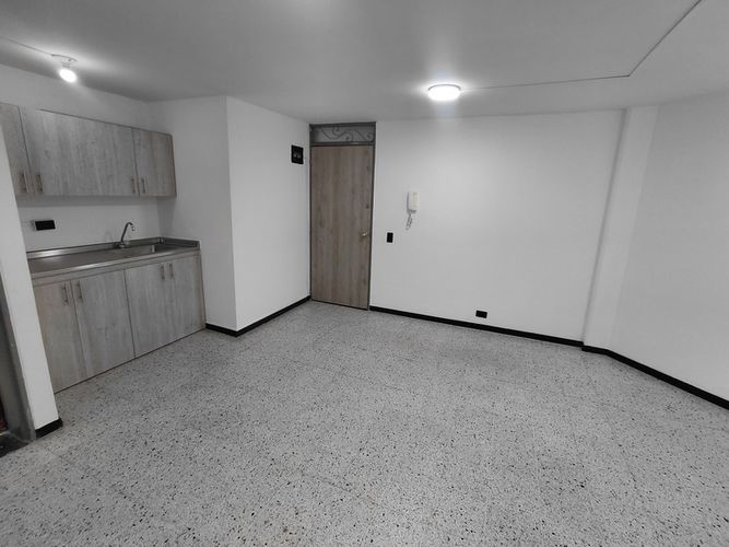 Oficina en arriendo en Suramericana, Medellín, 39 m² · foto 4 de 8