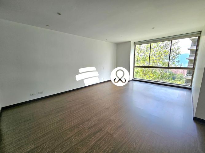 Apartamento de 3 alcobas en venta en El Poblado, Medellín, 145 m² · foto 8 de 14