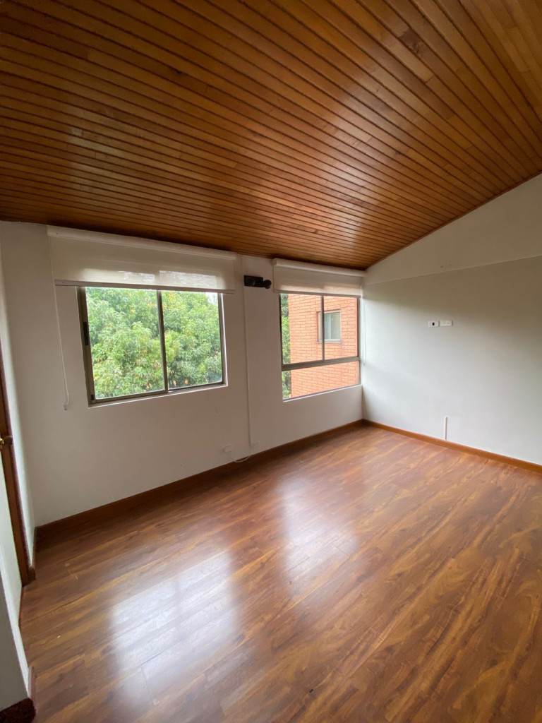 Apartamento en venta en Colina Campestre, Bogotá · foto 3 de 19