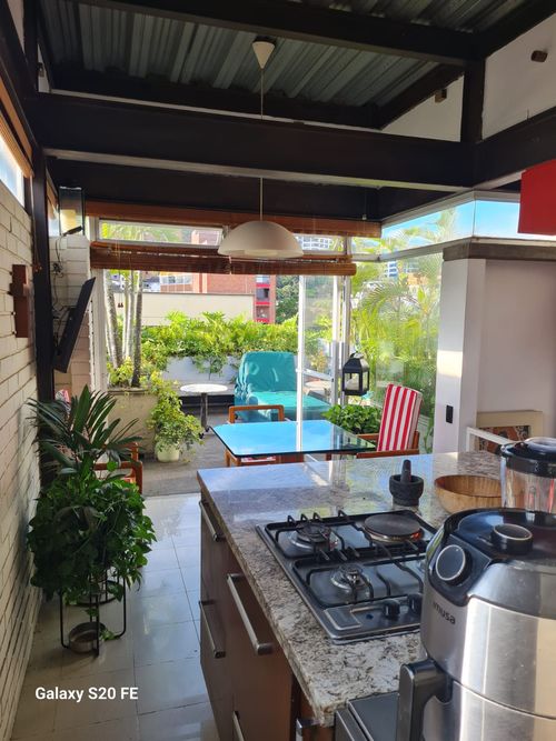 Apartamento de 2 alcobas en venta en Centenario, Cali, 87 m² · foto 13 de 22