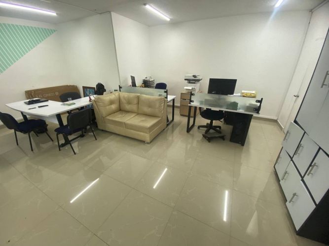 Bodega en arriendo en Cedro, Girón, 358 m² · foto 2 de 7