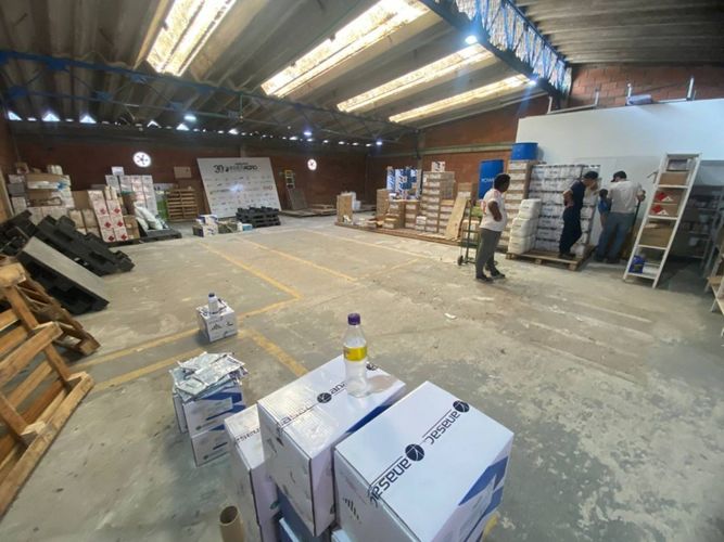 Bodega en arriendo en Cedro, Girón, 358 m² · foto 4 de 7
