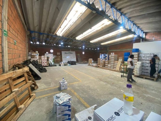 Bodega en arriendo en Cedro, Girón, 358 m² · foto 7 de 7